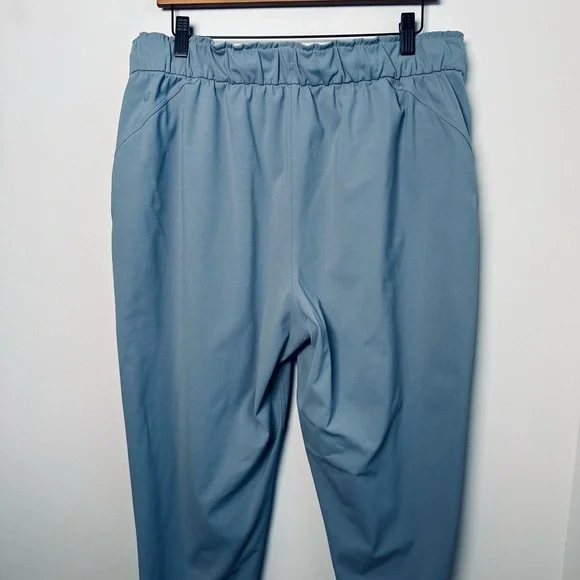Lululemon Stretch High-Rise Crop 23" - Picture 9 of 11